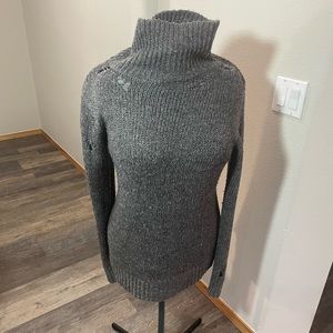 Stylish soft sweater with mock neck